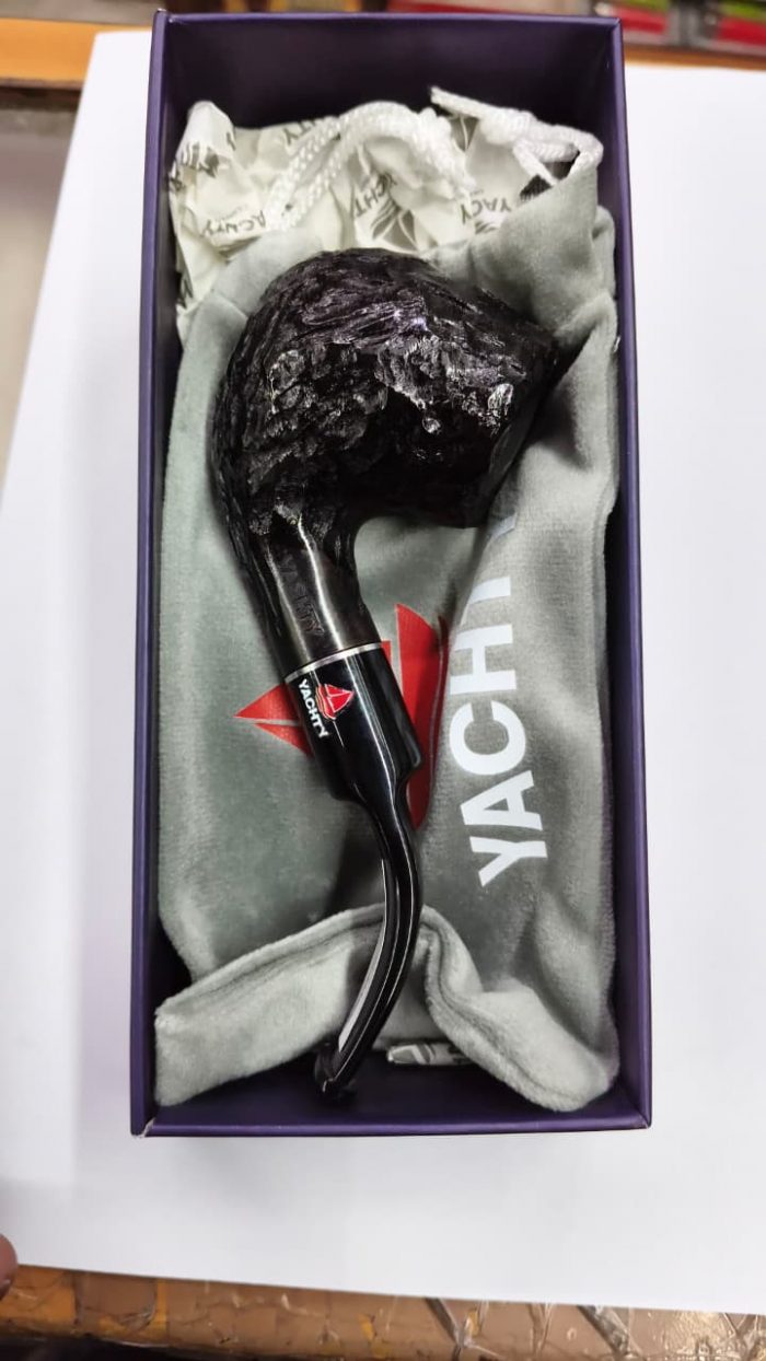 Textured Black Bowl Curved Pipe