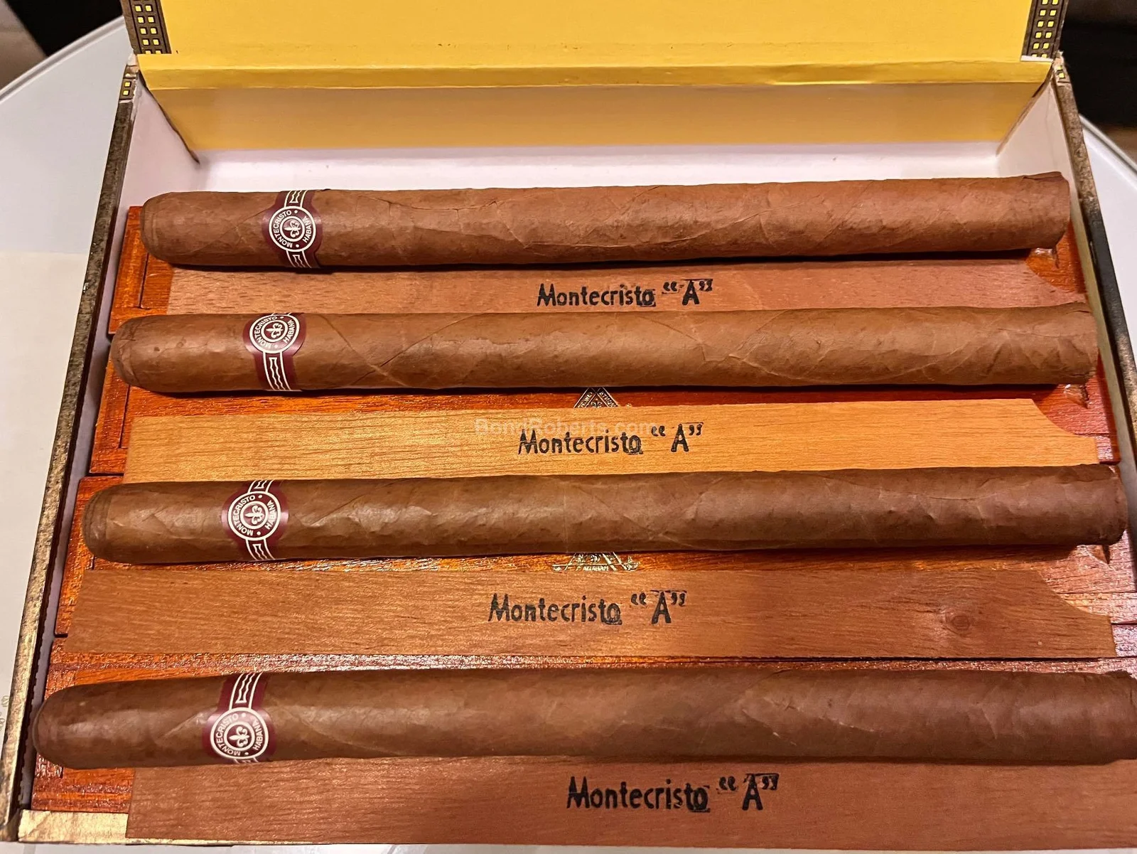 Montecristo A